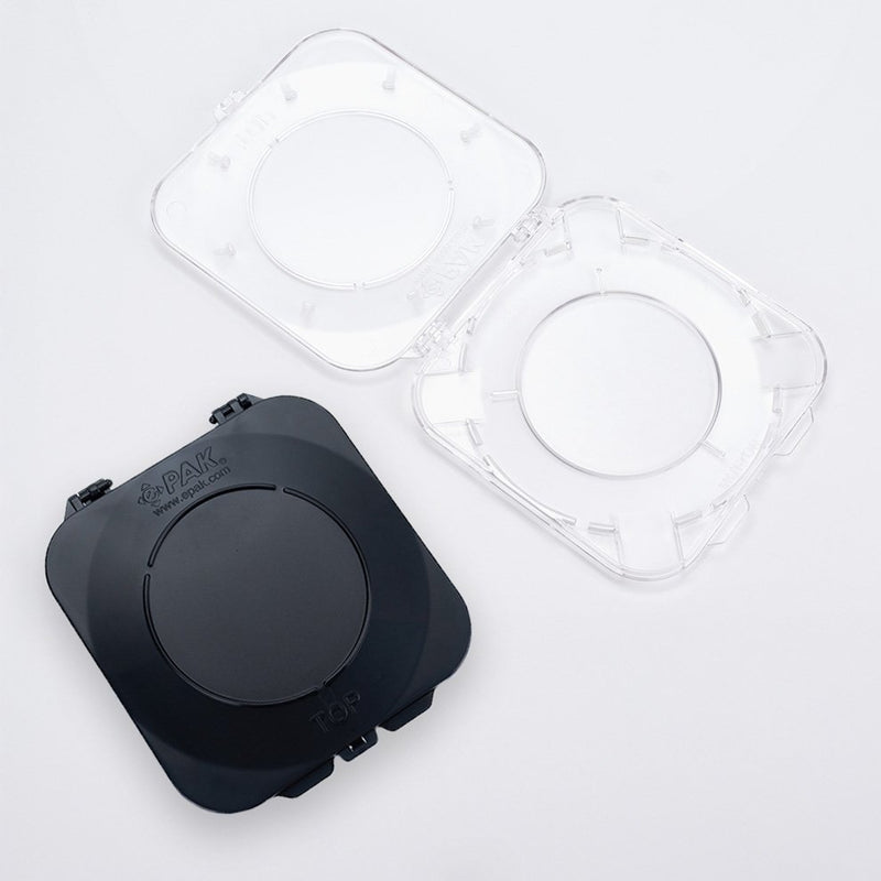 Clamshell style hinged single wafer shipper for semiconductor wafers in 6 inch and 8 inch size