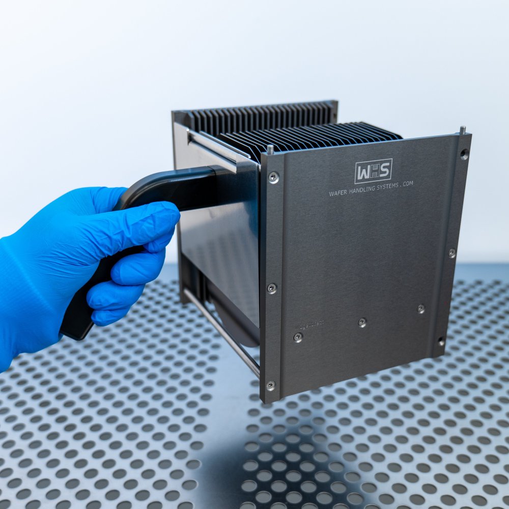 6 inch WHS-M2 cassette picked up by detachable cassette handle in cleanroom