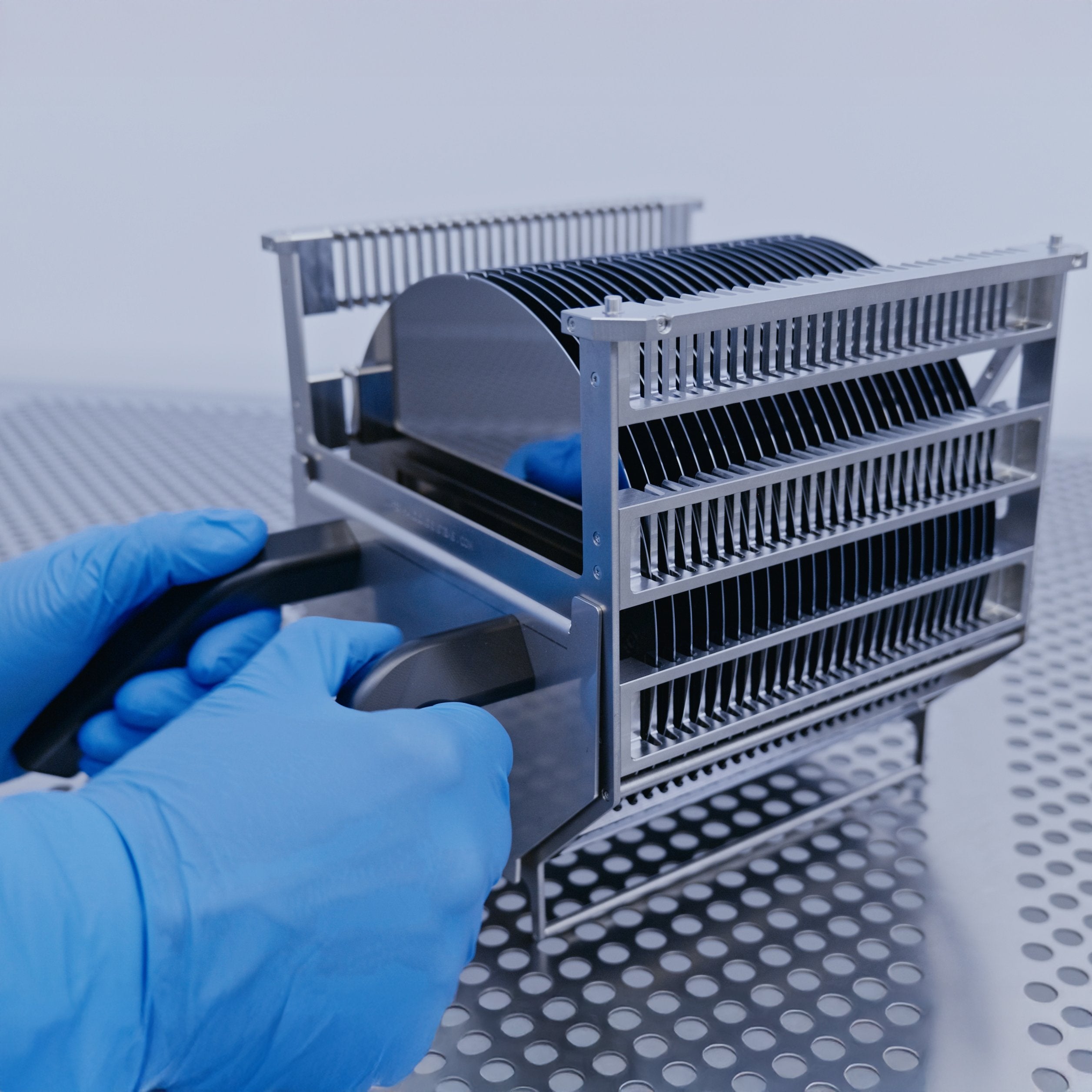Handle for 8 inch WHS M3 metal cassettes used in the semiconductor industry