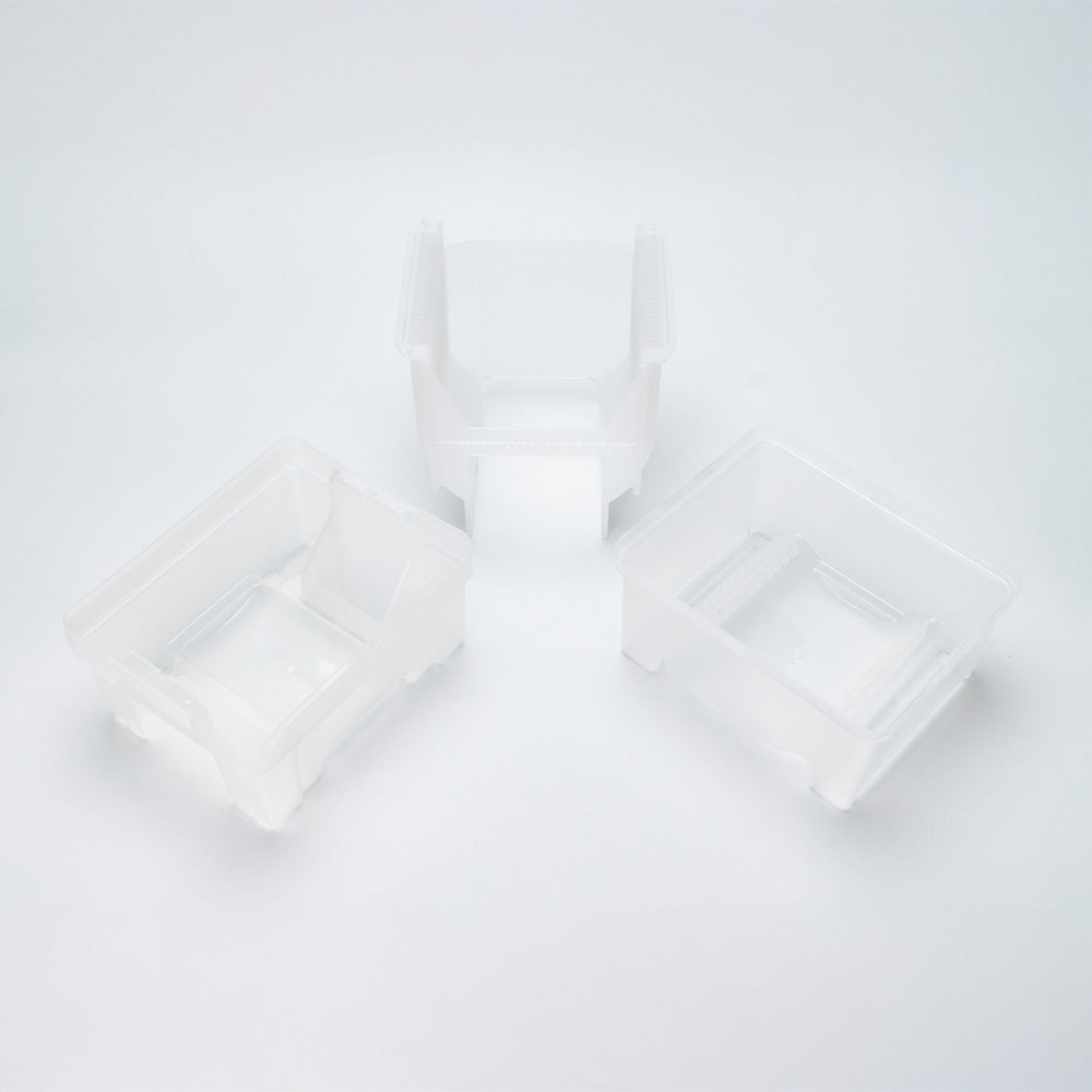 The lid, cassette and base of a ePRO3 wafer shipping box